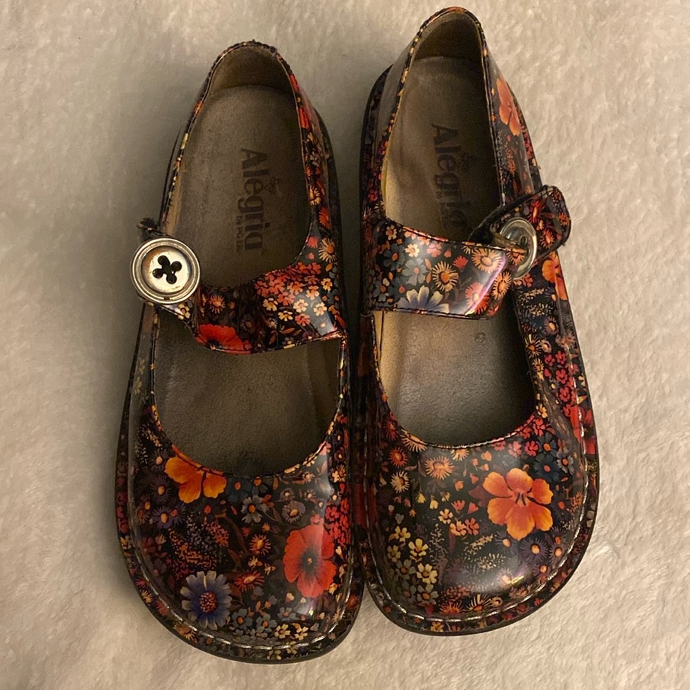 Algeria nurse shoes